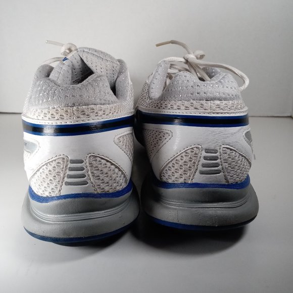 Reebok Mens Shoes Size 9.5